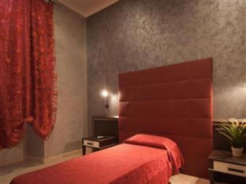 New Inn image 3
